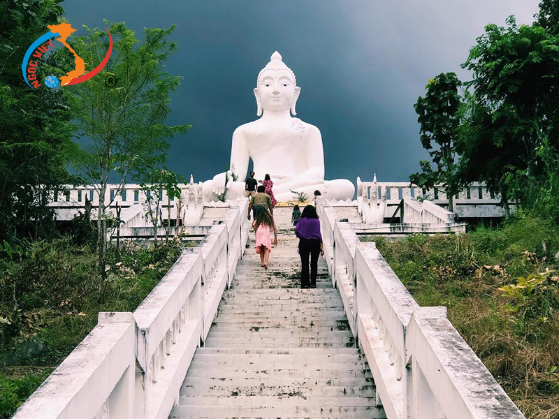 Wat Phra That Mae Yen Wat Phra That Mae Yen