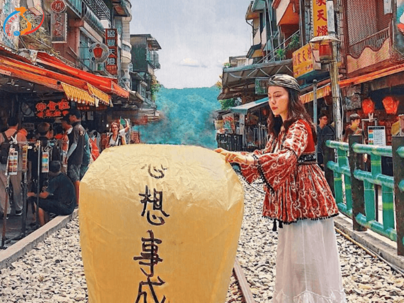 TOUR TAIWAN - KAOHSIUNG – TAICHUNG – TAIPEI