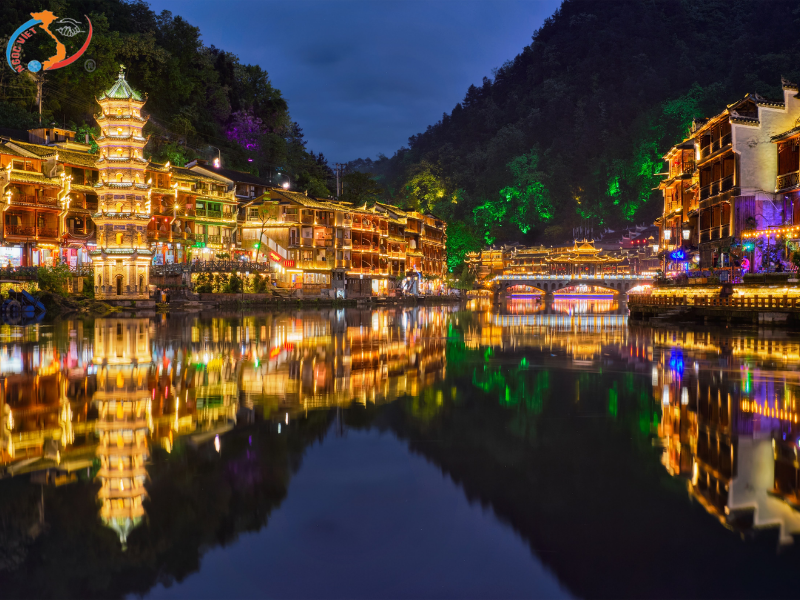 ZHANGJIAJIE- FENGHUANG ANCIENT TOWN