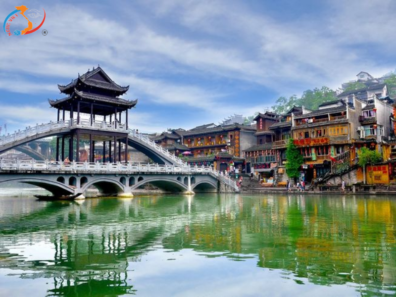 ZHANGJIAJIE- FENGHUANG ANCIENT TOWN